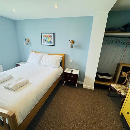 Totterdown'S Modern & Vintage Inspired Home Bristol Exteriör bild